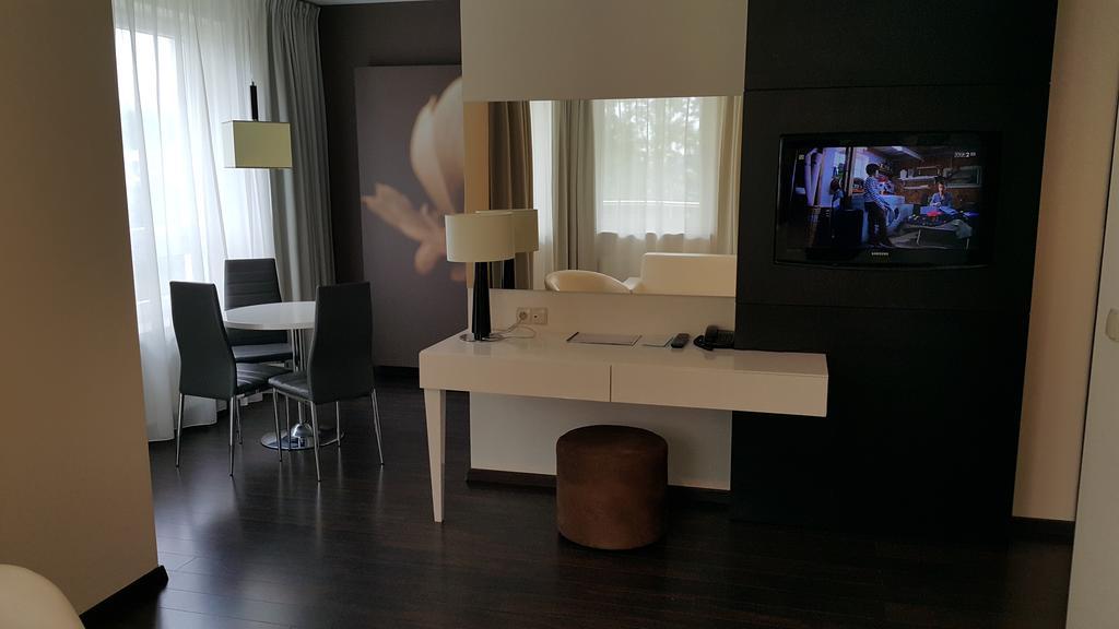 Apartament 241Lux W Diva 科沃布热格 客房 照片